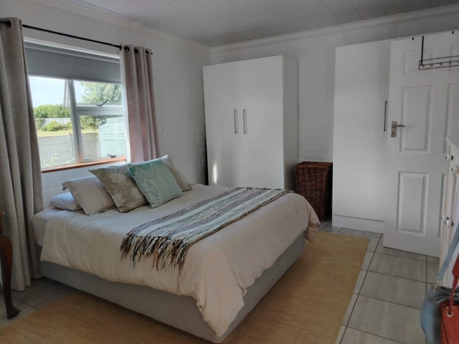 2 Bedroom Property for Sale in Stilbaai Wes Western Cape